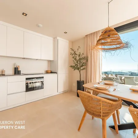 Apartment Costavale - Penthouse With Sea View And Pool, Higueron West Fuengirola