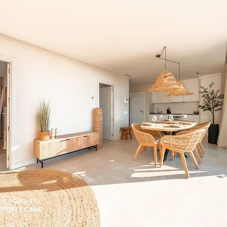 Costavale - Penthouse With Sea View And Pool, Higueron West Apartment *