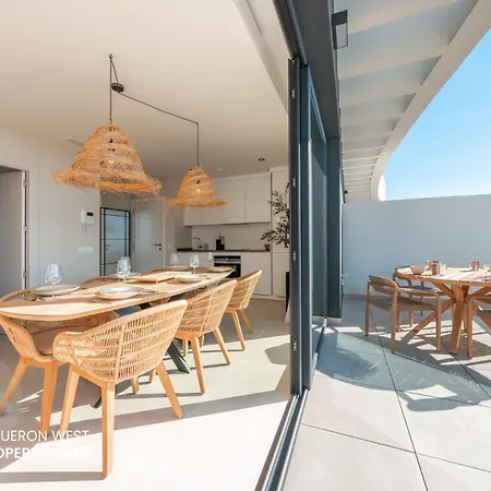 Apartment Costavale - Penthouse With Sea View And Pool, Higueron West