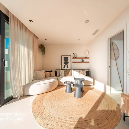 Costavale - Penthouse With Sea View And Pool, Higueron West Apartment