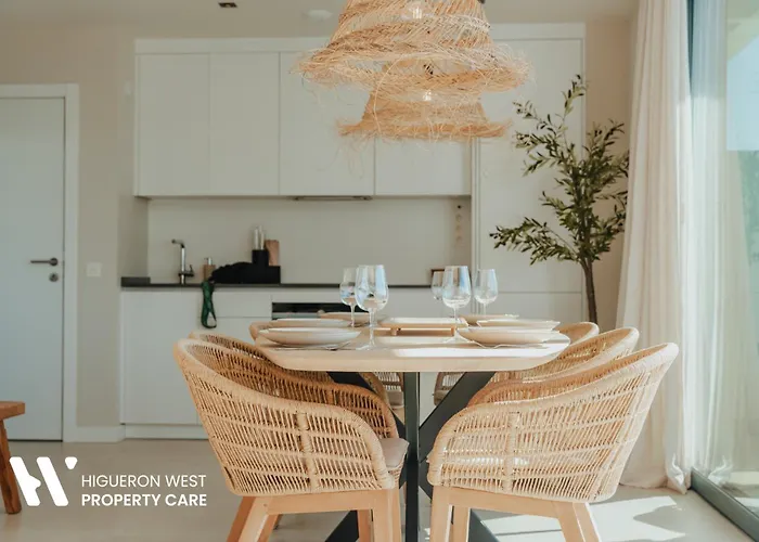 Higueron West Collection - La Costavale By Hwpc *